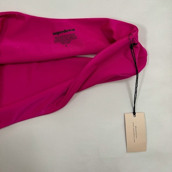 NWT Superdown Pink One Shoulder Bikini Top - Picture 2 of 5
